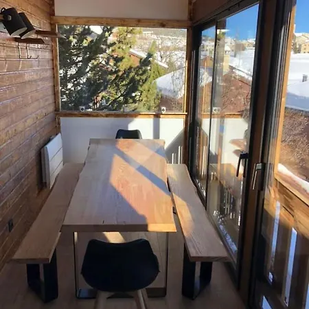 Chalet Chalet 8 Couchages à 100m Du Bas Des Pistes *