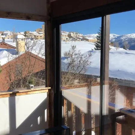 Chalet Chalet 8 Couchages à 100m Du Bas Des Pistes